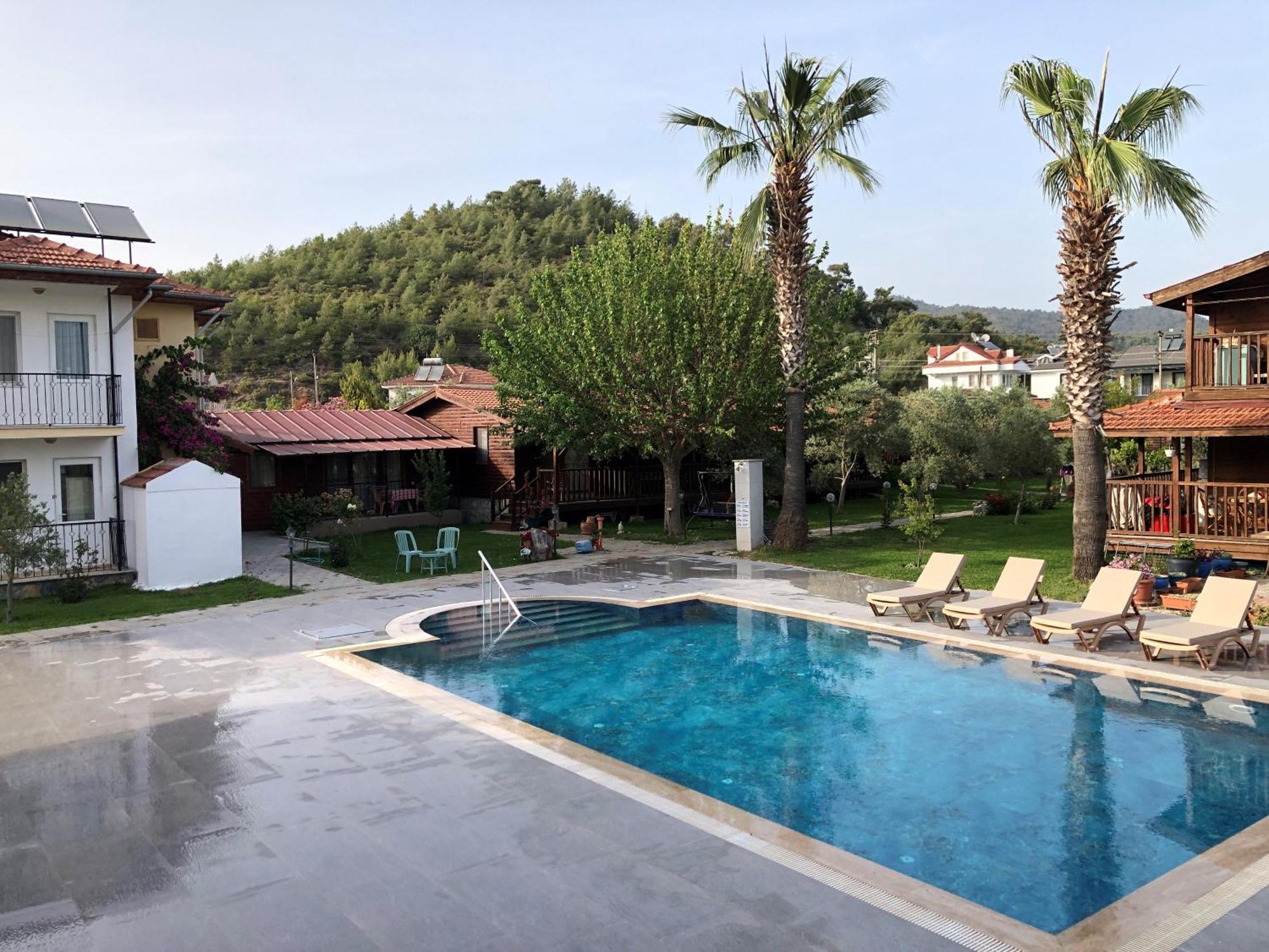 Defne Pansiyon - Koca Calis Vila Fethiye Exterior foto